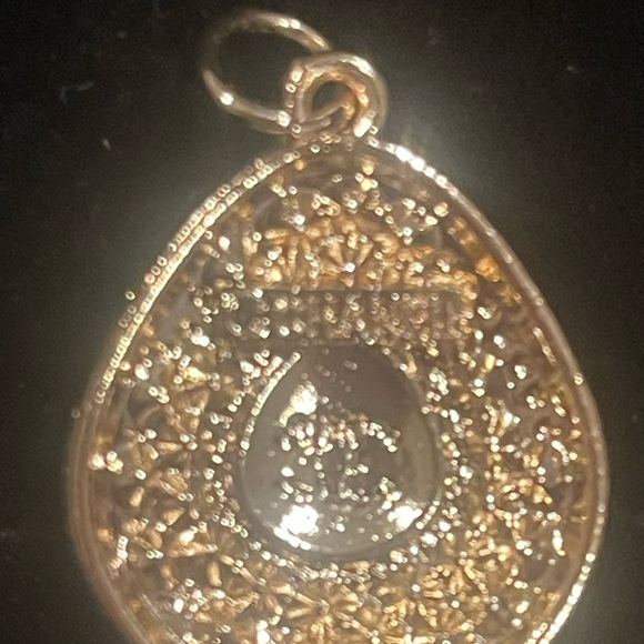 Chanel Elegant Gold and Black Pendant Charm - Picture 3 of 4